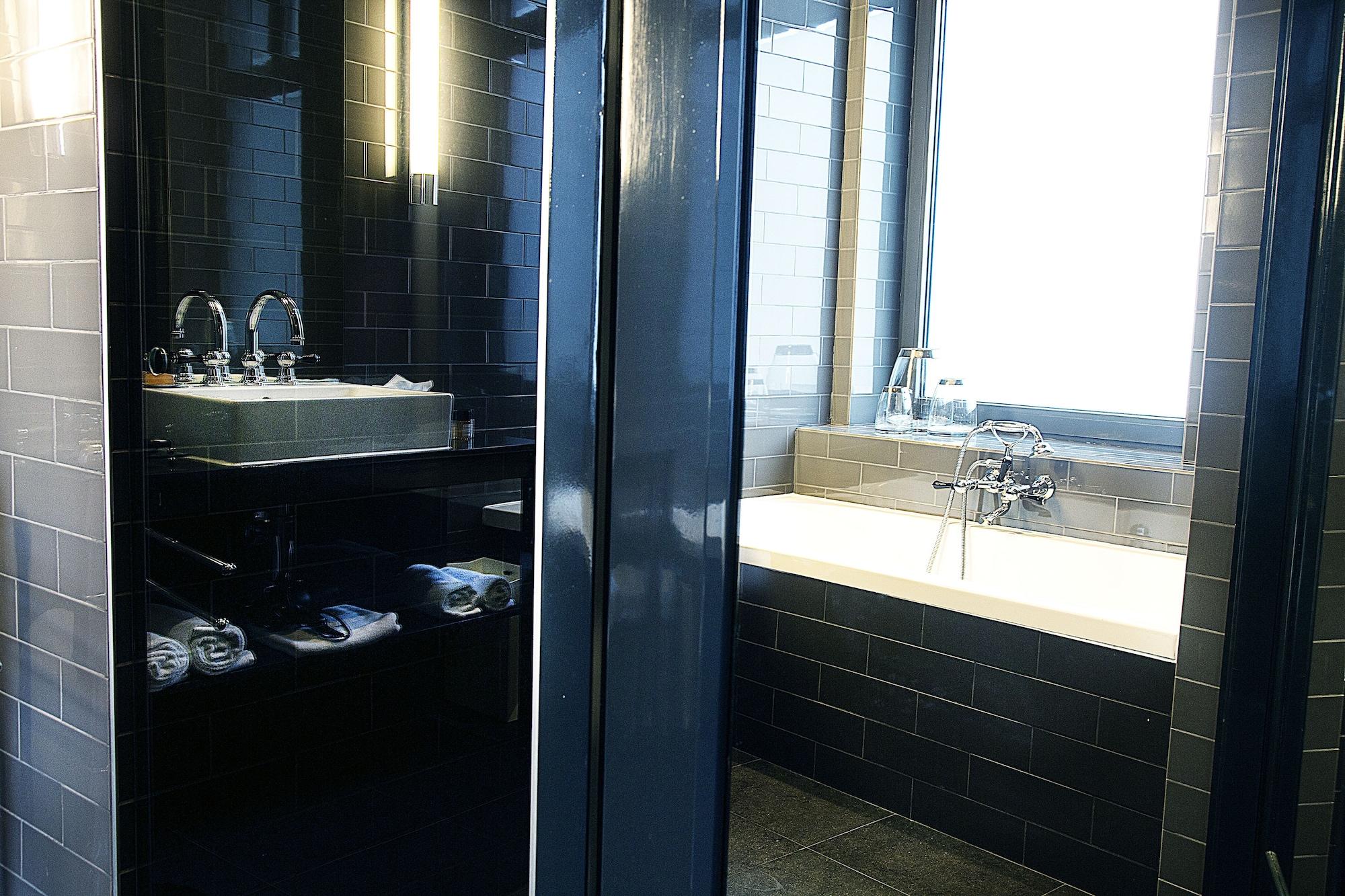 Hotel Les Nuits Antwerpen Kültér fotó