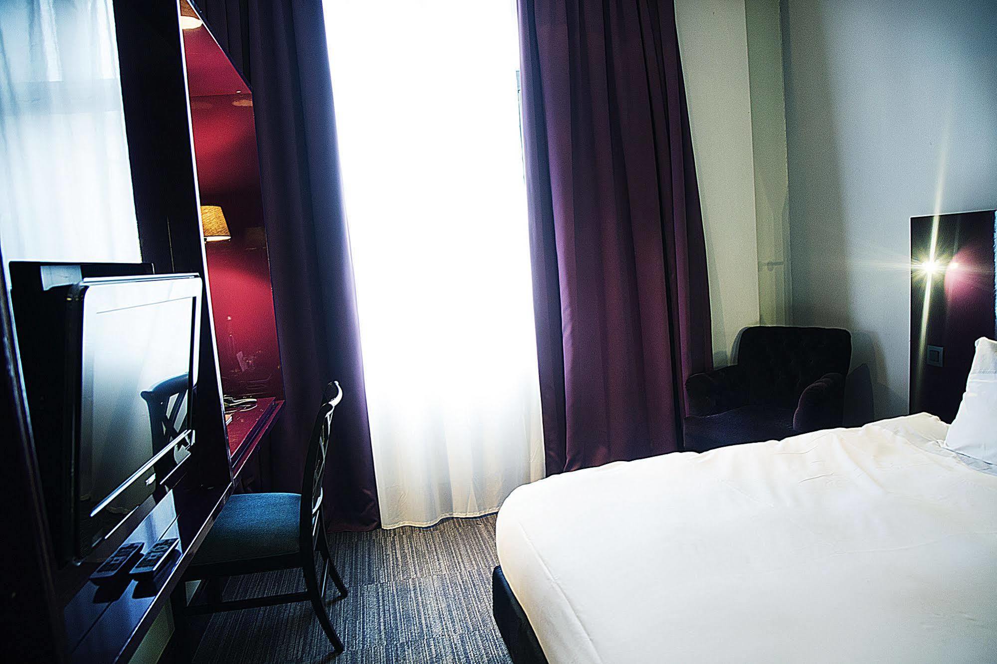 Hotel Les Nuits Antwerpen Kültér fotó